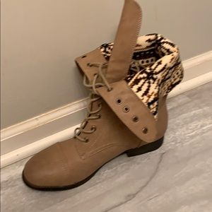 Women’s combat boots